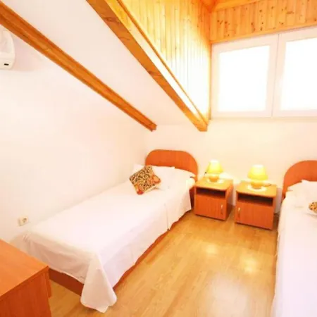 & Cakelic Ii Apartment Mlini